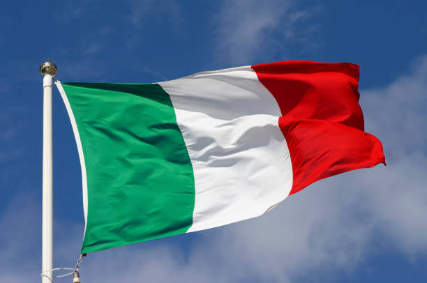 Italy Flags US Stablecoin Policy as Greater Threat Than Trump’s Tariffs